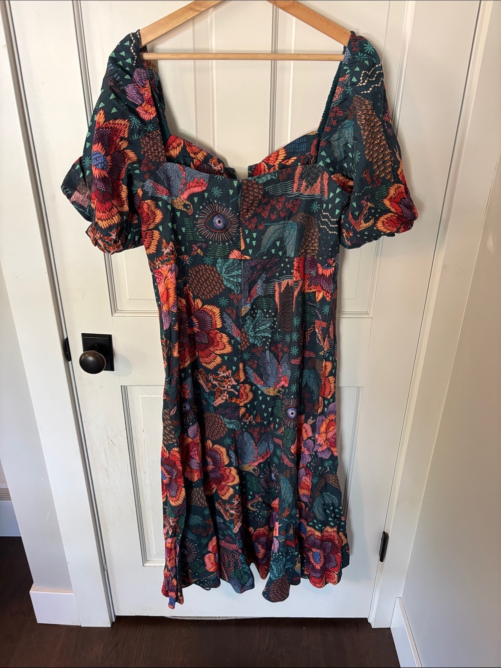 FARM Rio Dark Green Floral Puff-Sleeve Midi Dress with Coral Accents - Picture 2 of 5